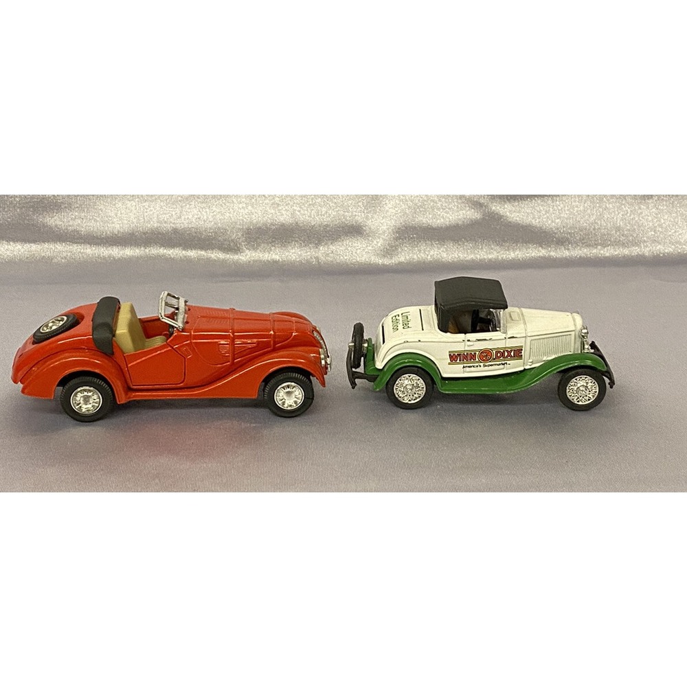 2 Vintage Die Cast 1936 Roadsterd & Winn Dixie 1932 Ford Roadsterd PreOwned